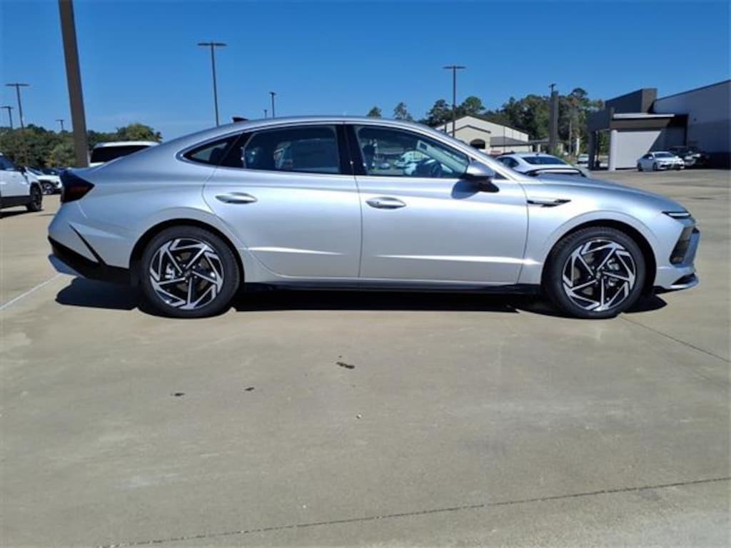 New 2026 Hyundai Sonata SEL Sport Sedan