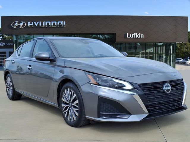 2023 Nissan Altima SV