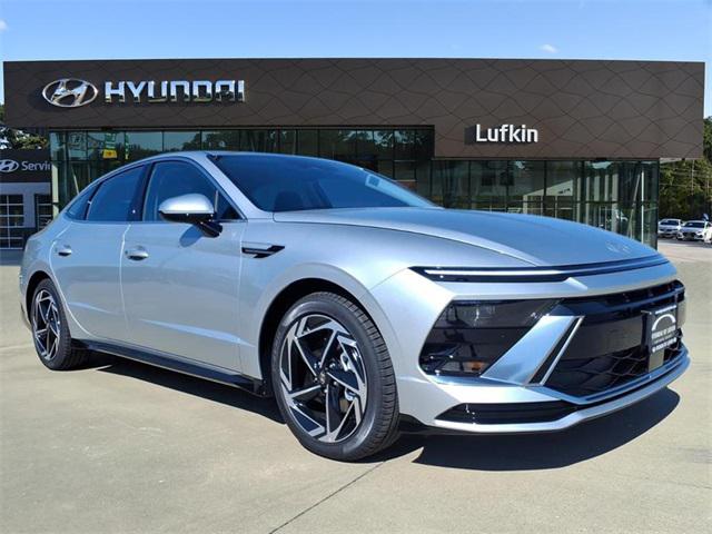 2026 Hyundai Sonata SEL's photo