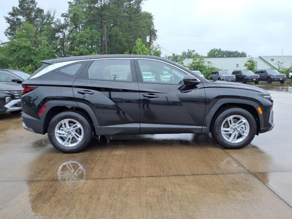 New 2026 Hyundai Tucson SE FWD SUV