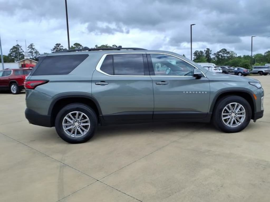 Used 2023 Chevrolet Traverse LT Cloth w/1LT SUV