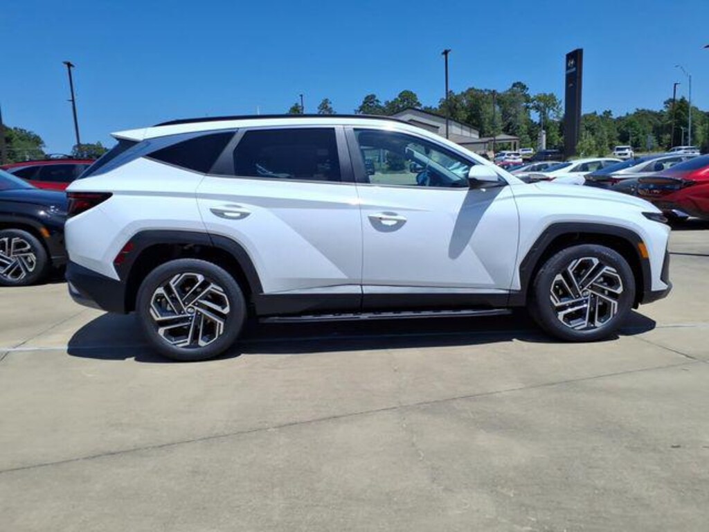 New 2026 Hyundai Tucson SEL Plus FWD SUV