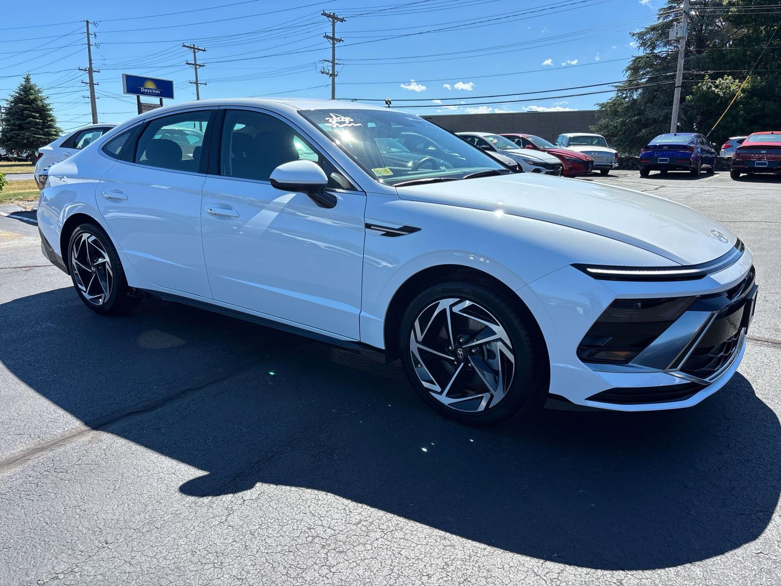 2026 Hyundai Sonata SEL - Photo 6