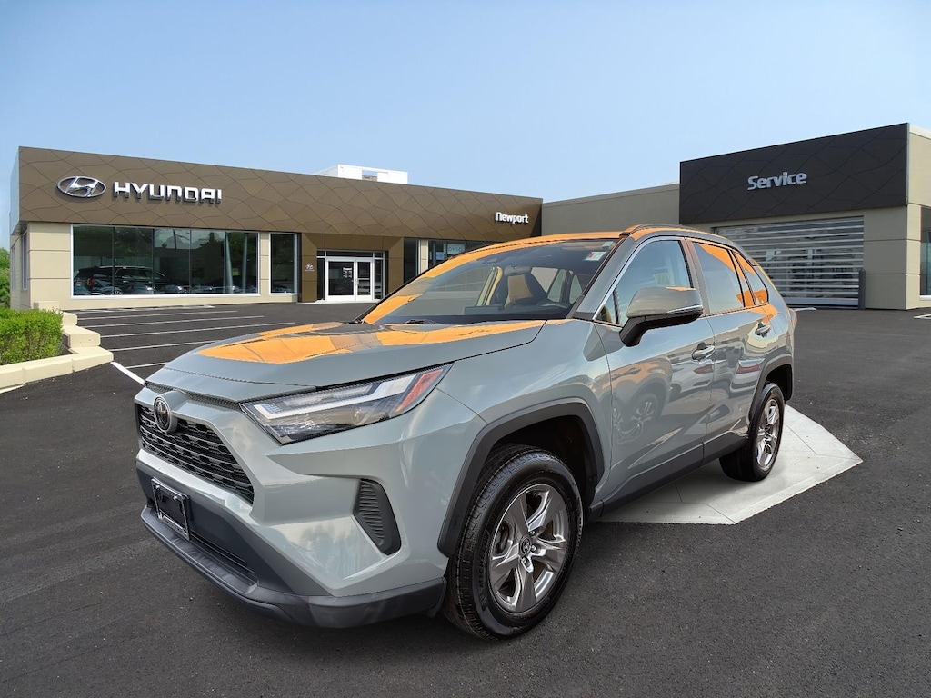 Used 2022 Toyota RAV4 XLE SUV