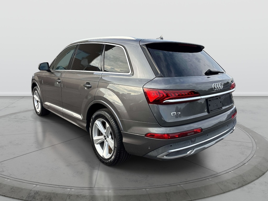 Used 2021 Audi Q7 45 Premium SUV