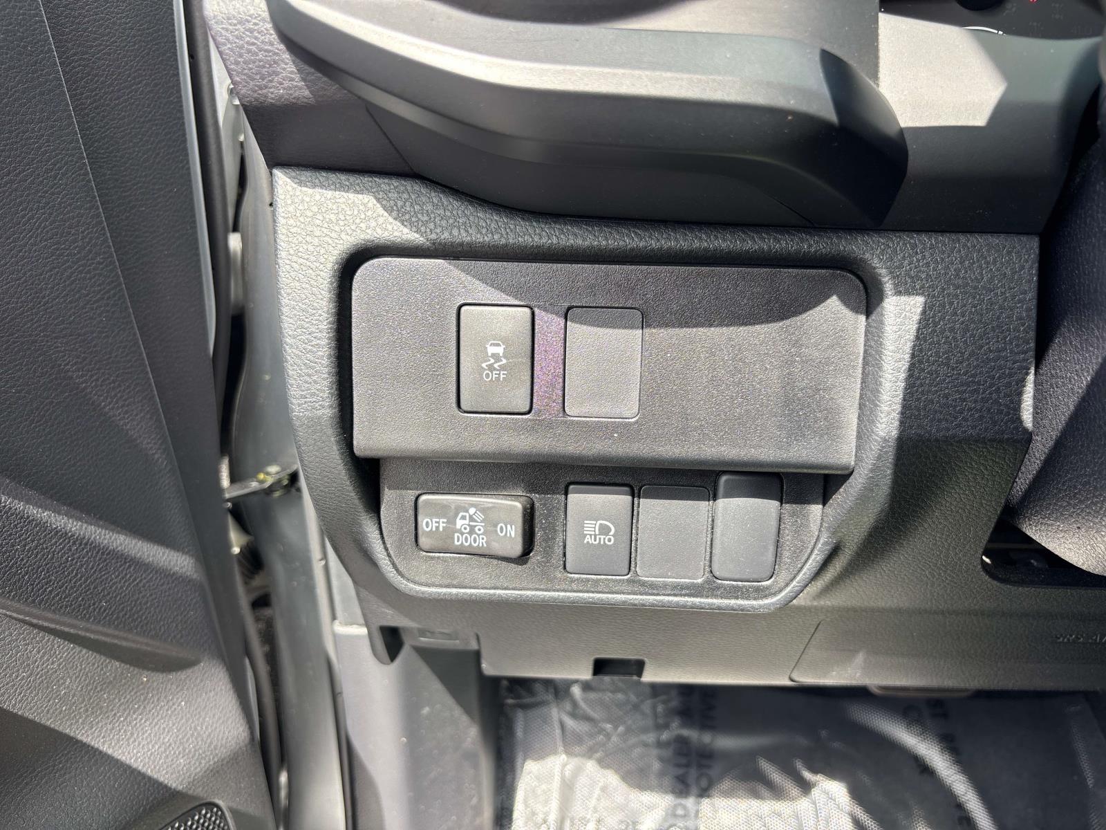 2022 Toyota Tacoma SR - Photo 14