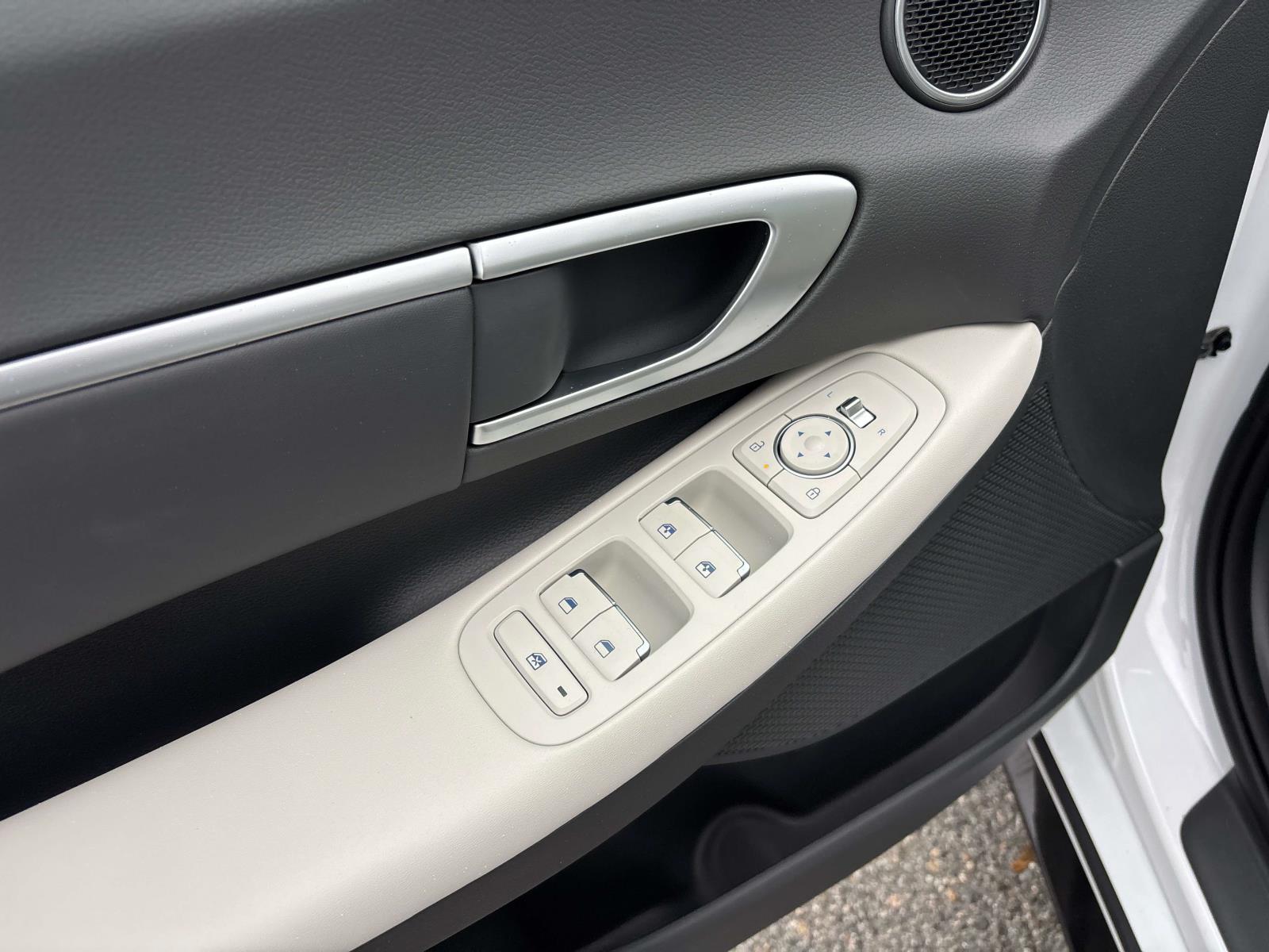2026 Hyundai Sonata SEL - Photo 8