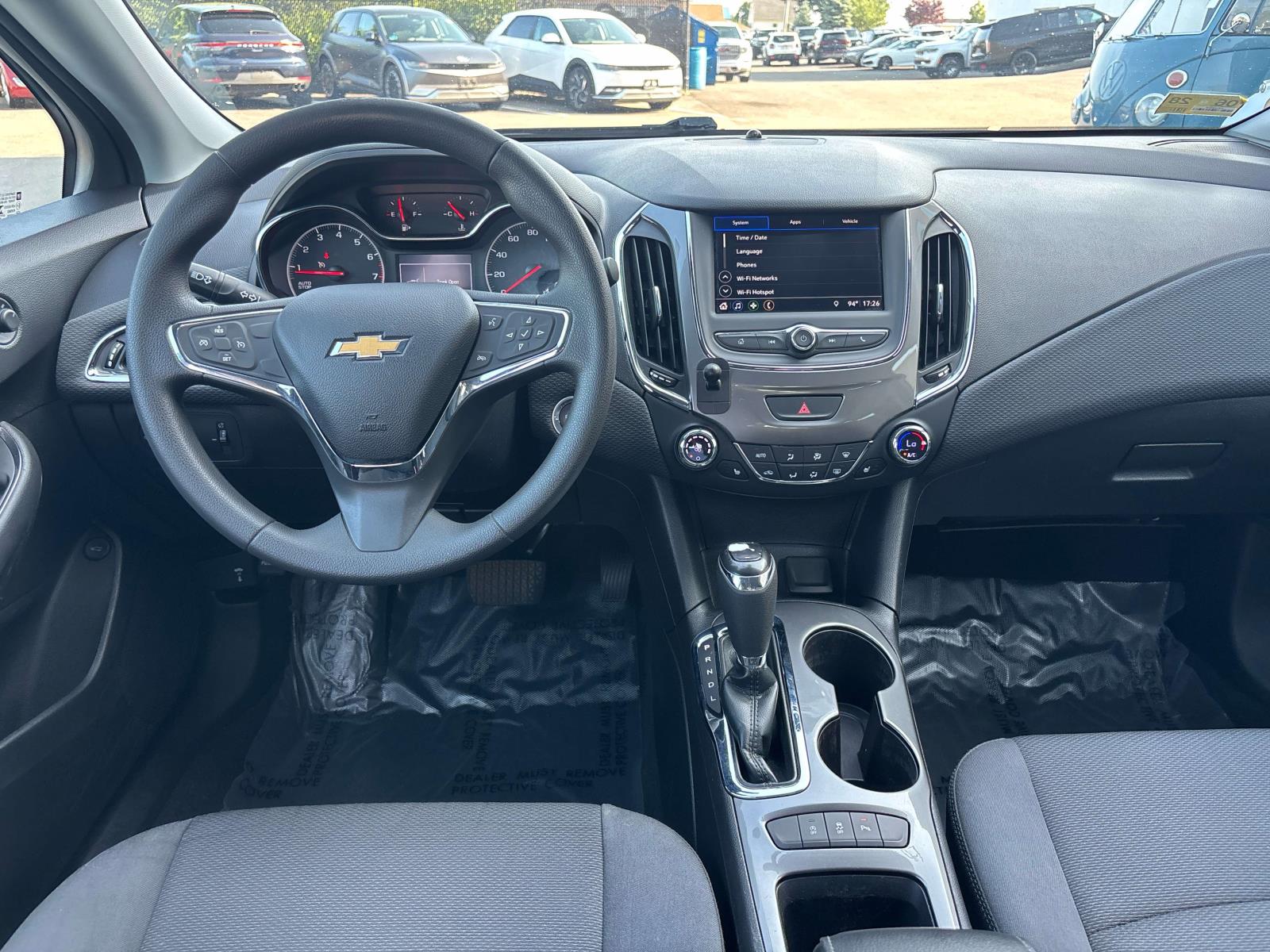 2019 Chevrolet Cruze LT - Photo 11