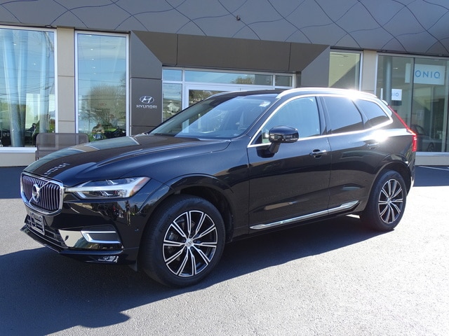 Used 2020 Volvo XC60 Inscription with VIN YV4102RL2L1570395 for sale in Middletown, RI