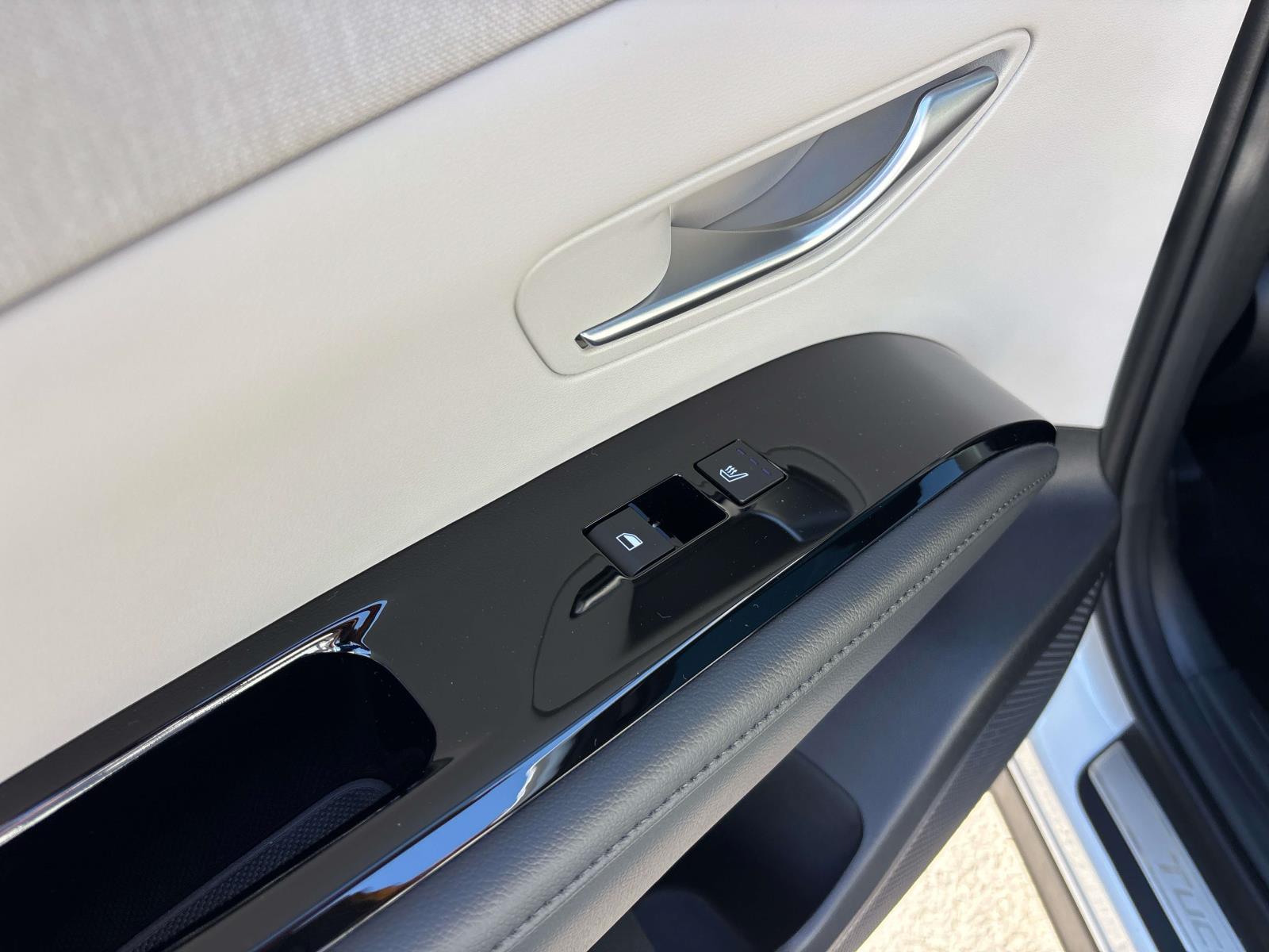 2025 Hyundai Tucson Limited - Photo 9