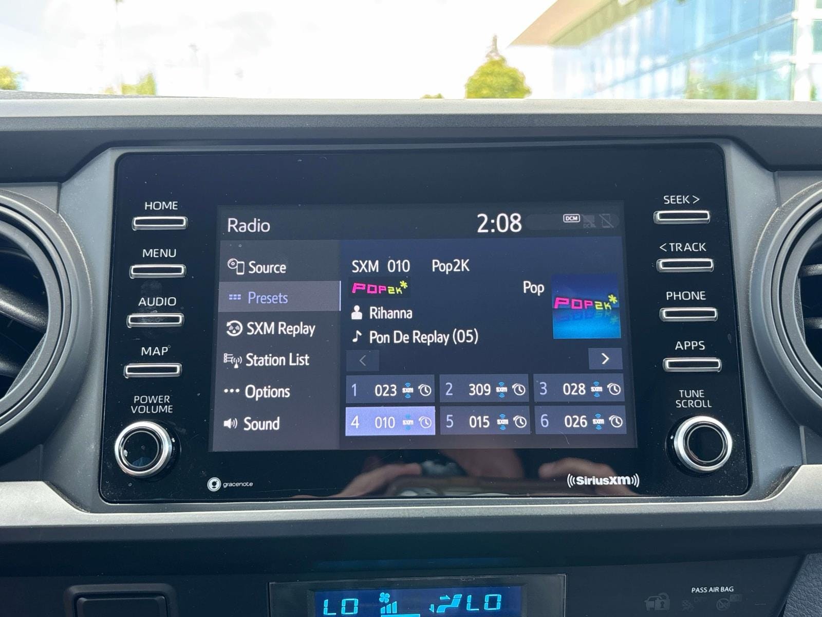 2022 Toyota Tacoma SR - Photo 18