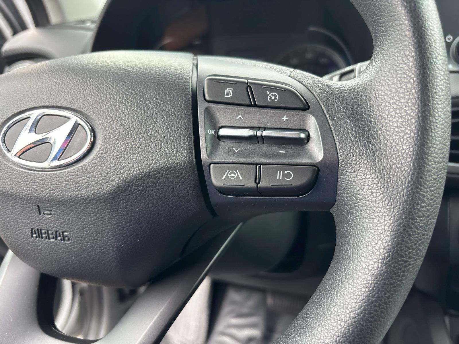 2023 Hyundai Kona SEL - Photo 23