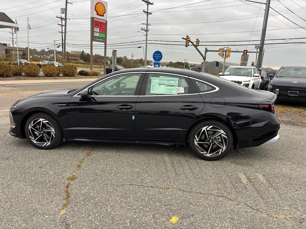 New 2026 Hyundai Sonata SEL Sport Car
