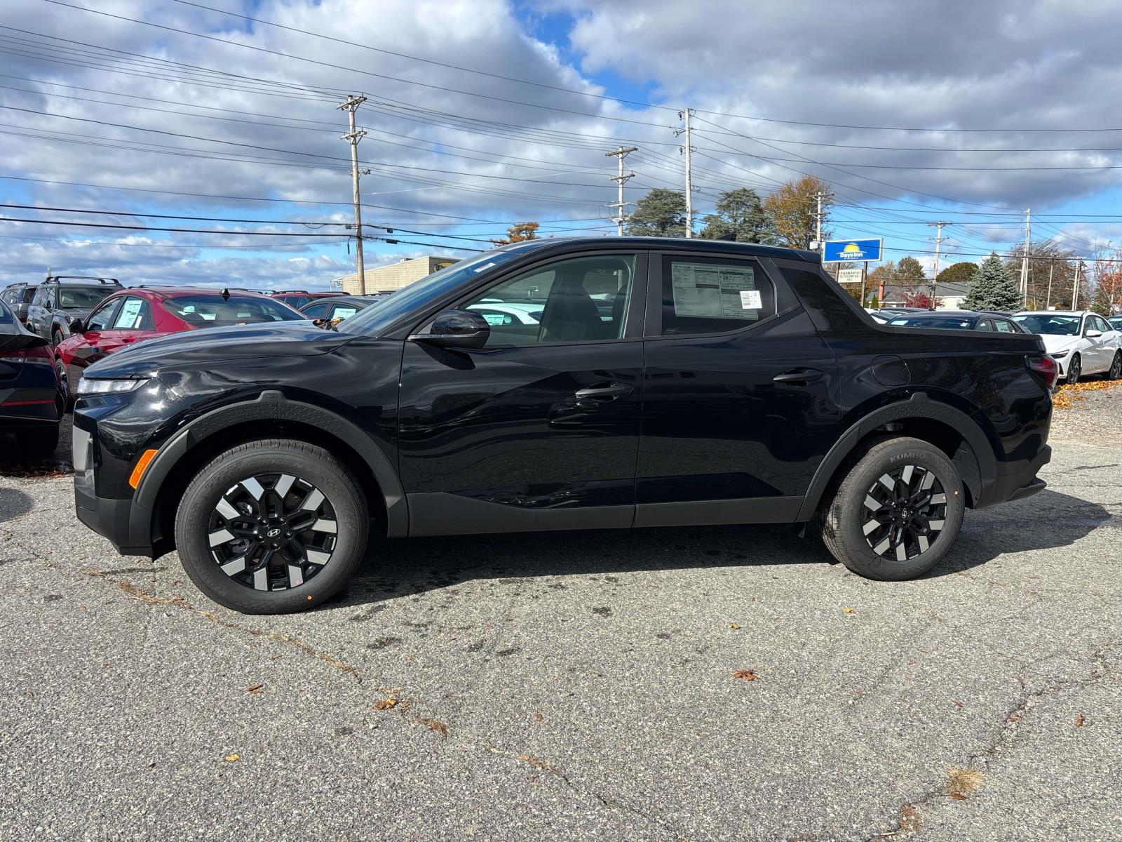 2026 Hyundai Santa Cruz SE photo 2