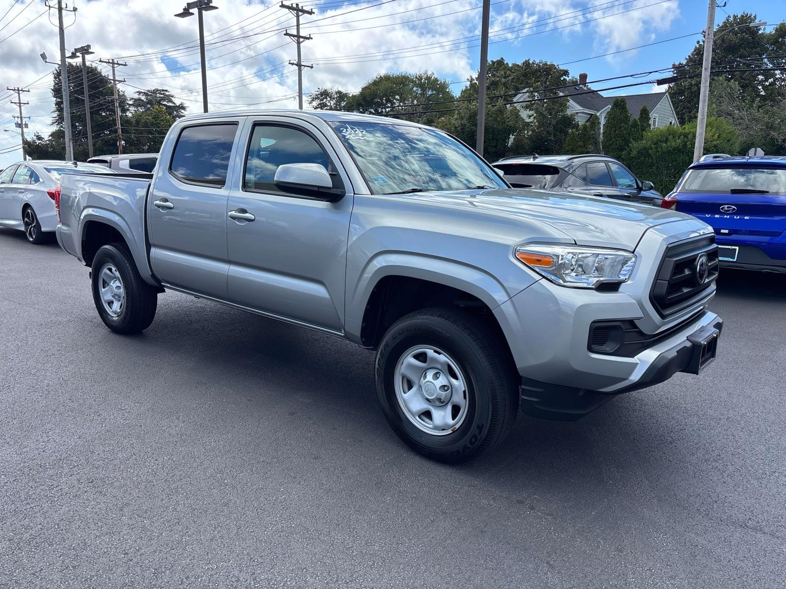 2022 Toyota Tacoma SR - Photo 7