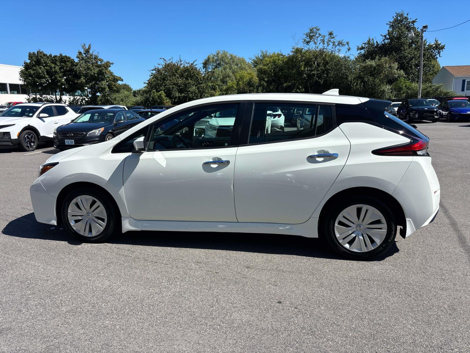 Used 2021 Nissan Leaf S with VIN 1N4AZ1BV5MC552127 for sale in Middletown, RI