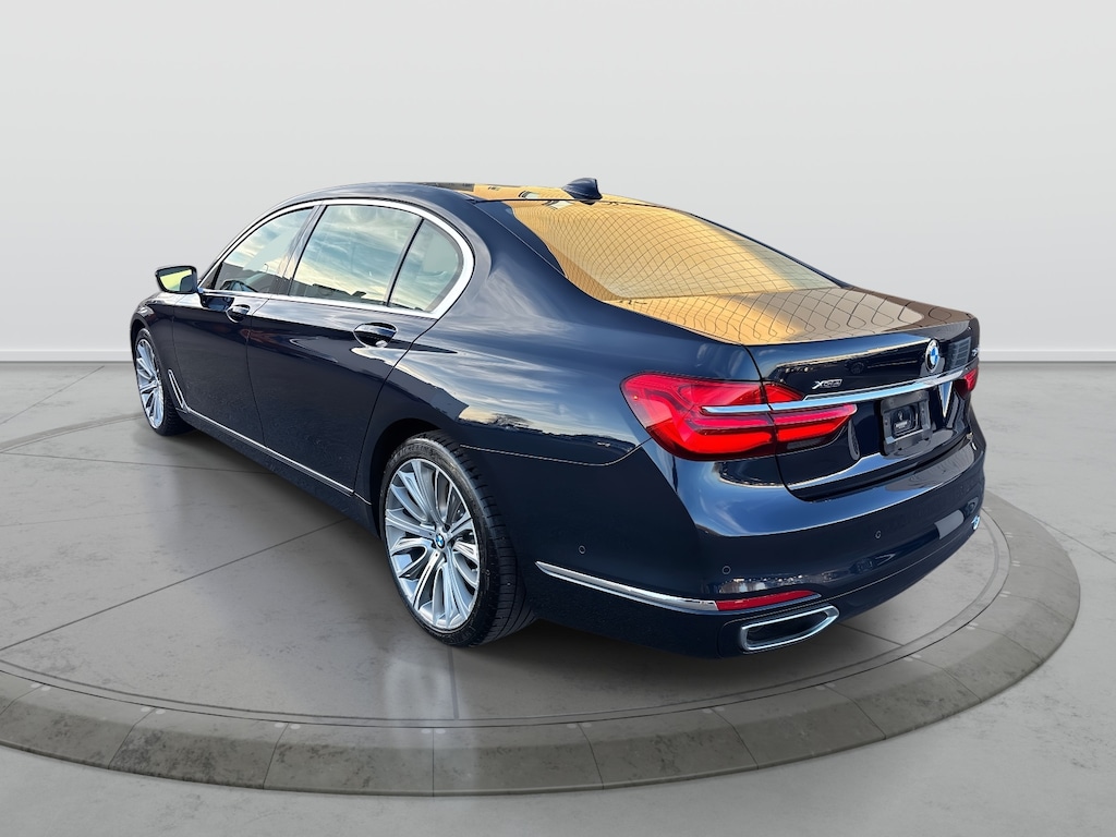 Used 2018 BMW 750i xDrive Sedan