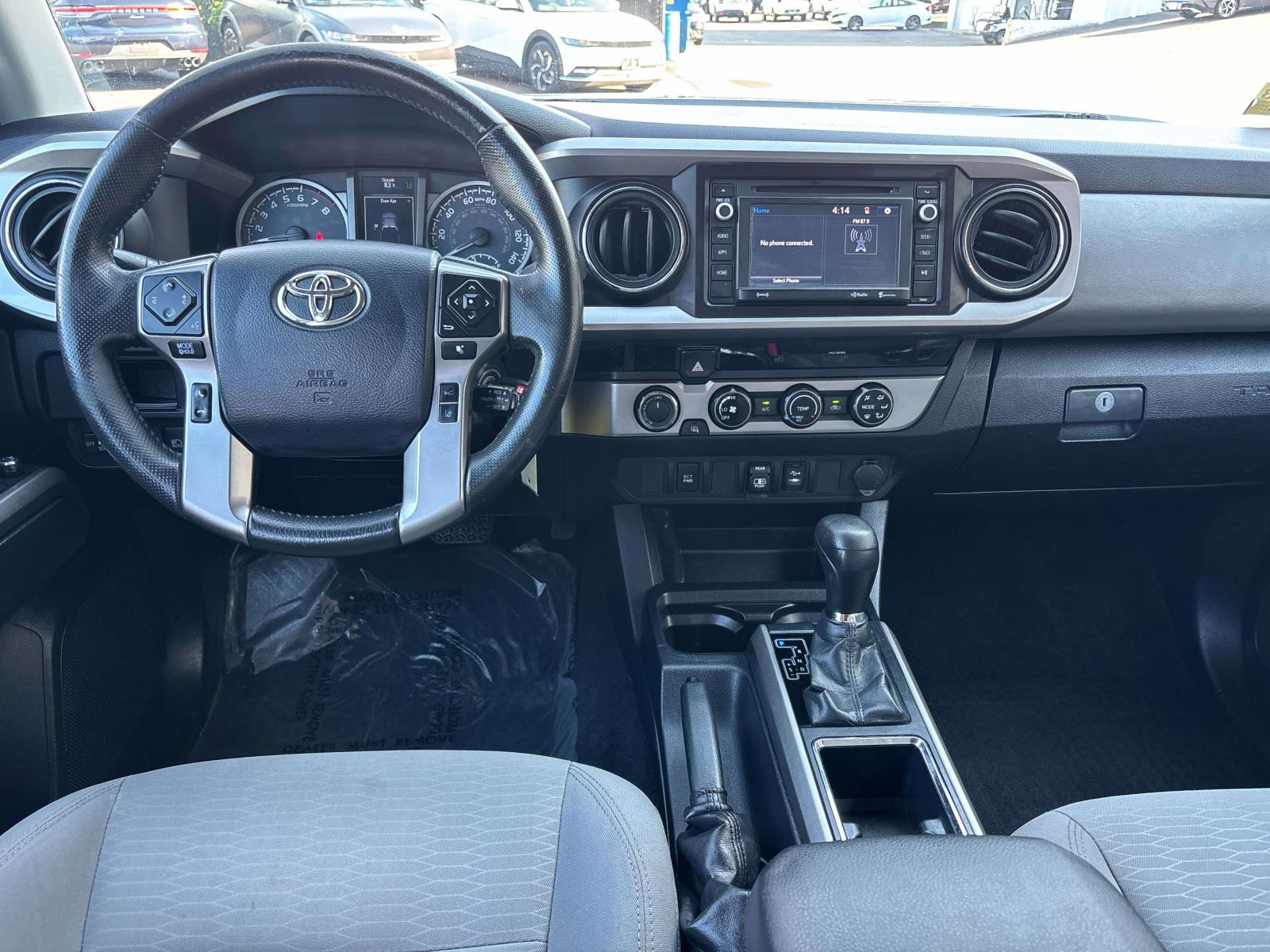 2018 Toyota Tacoma SR5 - Photo 12