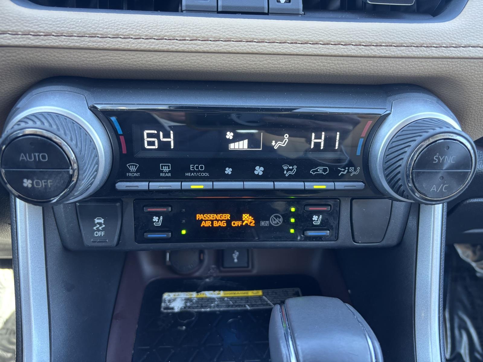 2021 Toyota RAV4 Limited - Photo 24