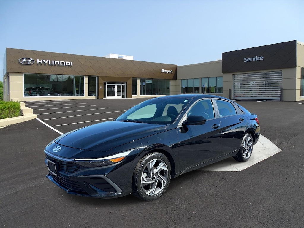 Certified 2025 Hyundai Elantra SEL Sport Sedan