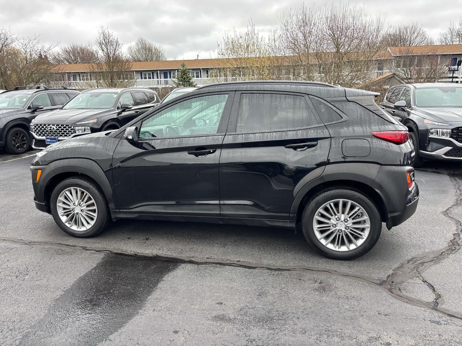 Used 2020 Hyundai Kona SEL with VIN KM8K2CAAXLU400152 for sale in Middletown, RI