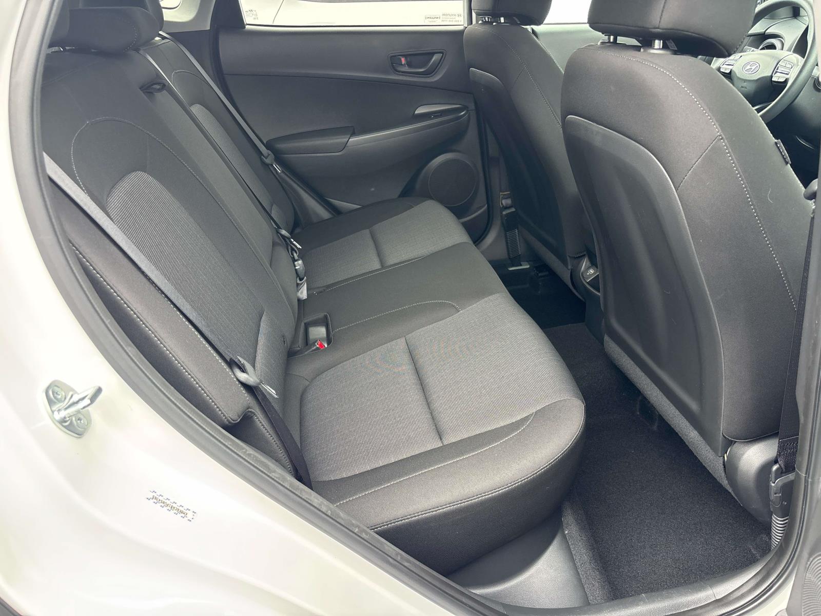2023 Hyundai Kona SEL - Photo 12