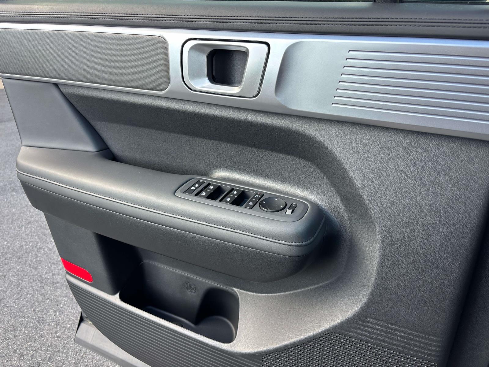 2025 Hyundai Santa Fe SEL - Photo 19