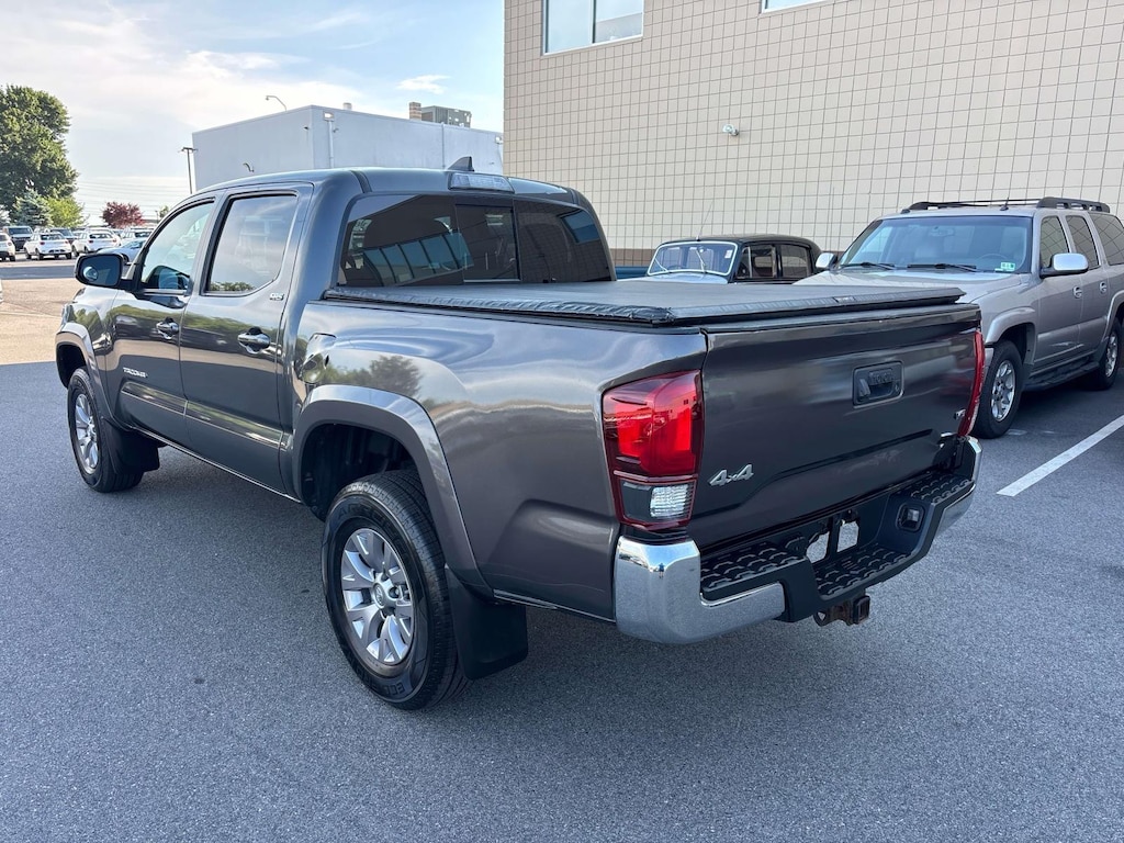 Used 2018 Toyota Tacoma SR5 V6 Truck Double Cab