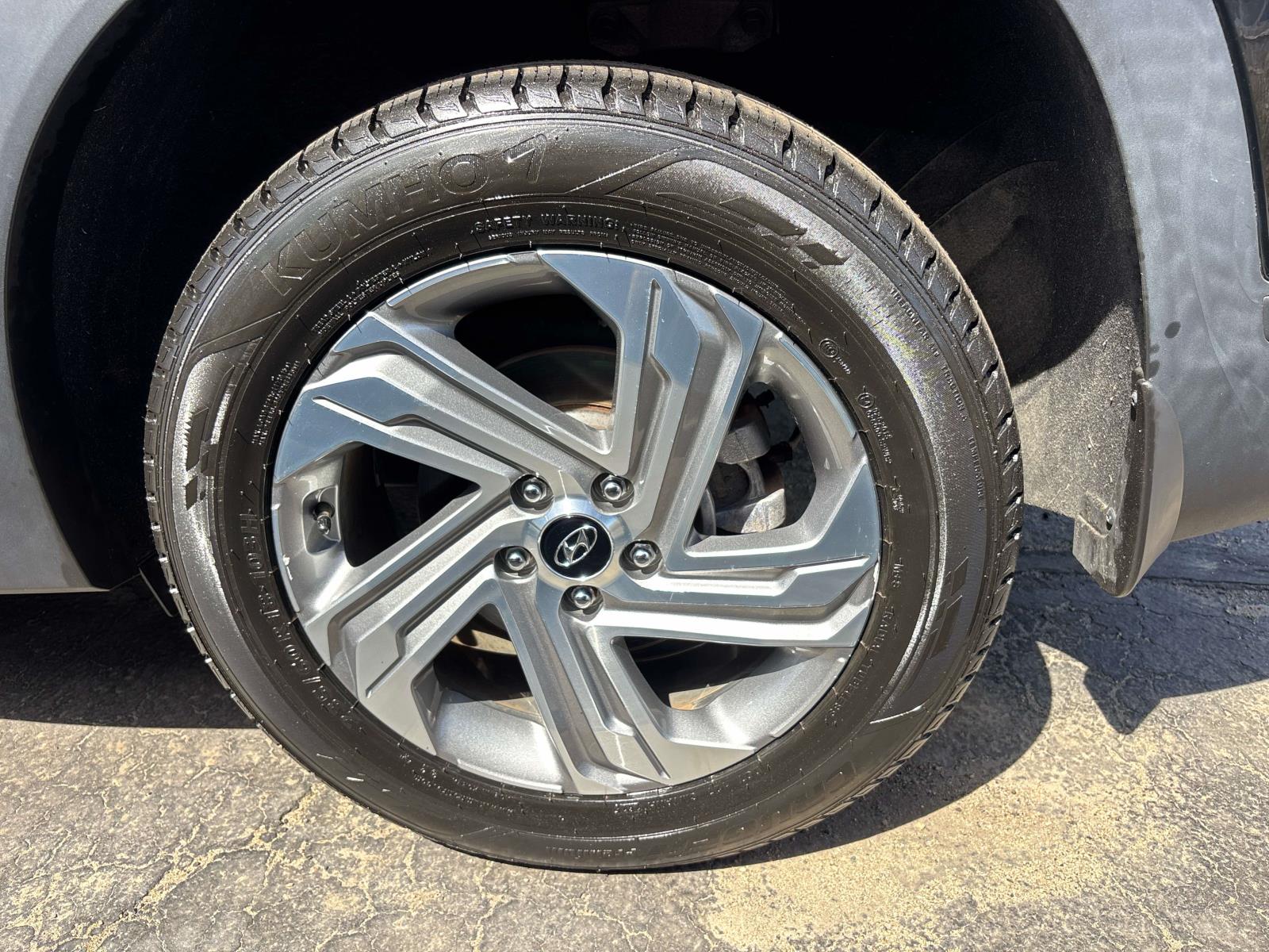 2023 Hyundai Santa Fe SE - Photo 6