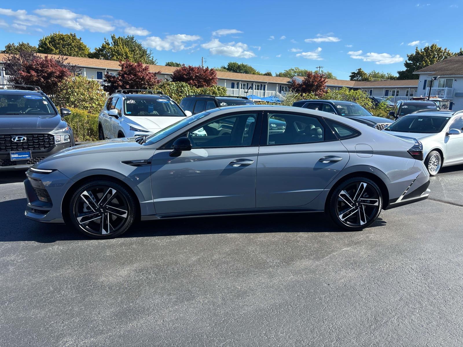 2025 Hyundai Sonata N Line photo 2