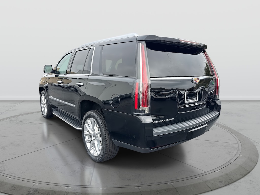 Used 2020 CADILLAC Escalade Luxury SUV