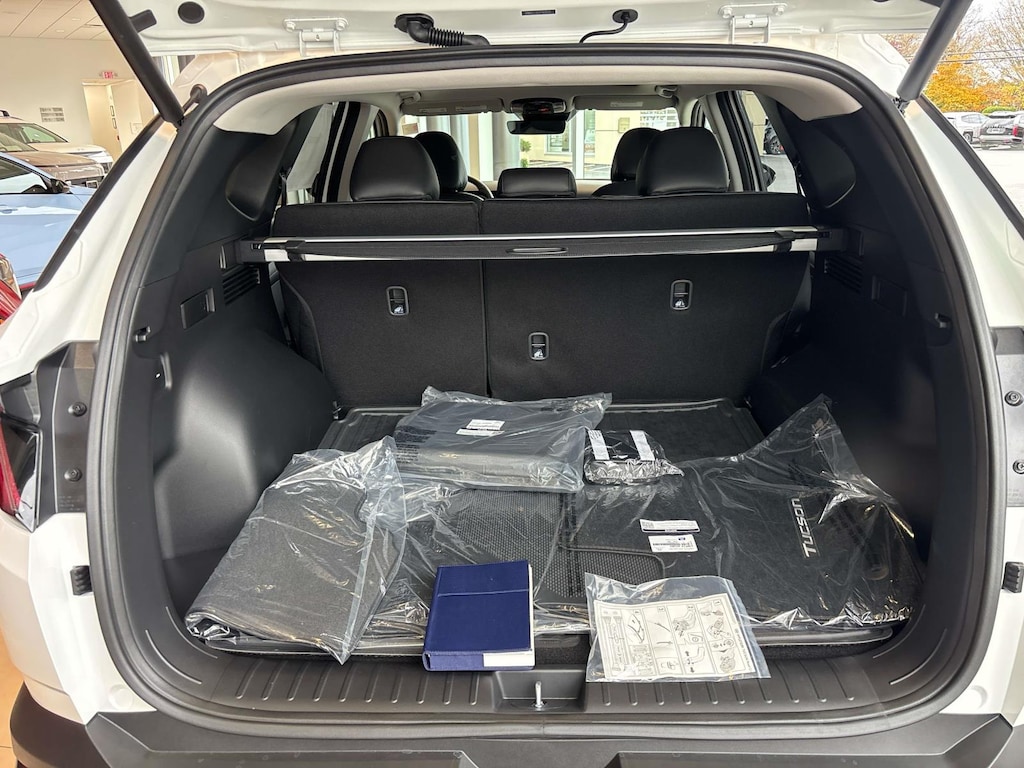 New 2026 Hyundai Tucson SEL Premium AWD Sport Utility