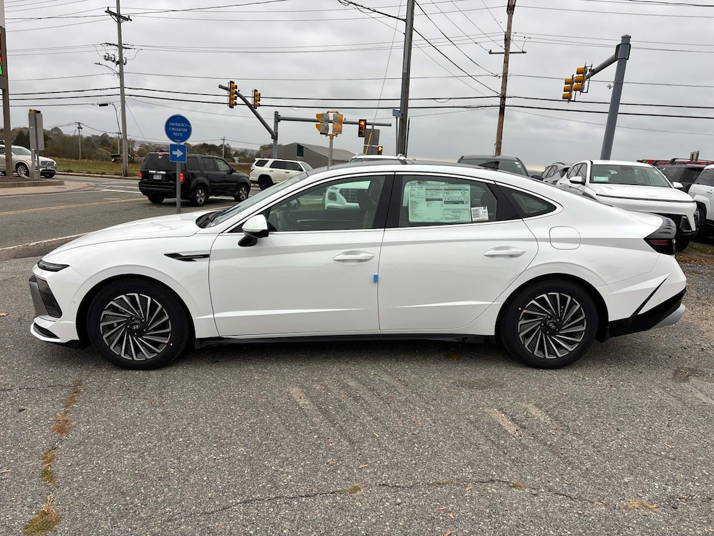 New 2026 Hyundai Sonata Hybrid Limited Car