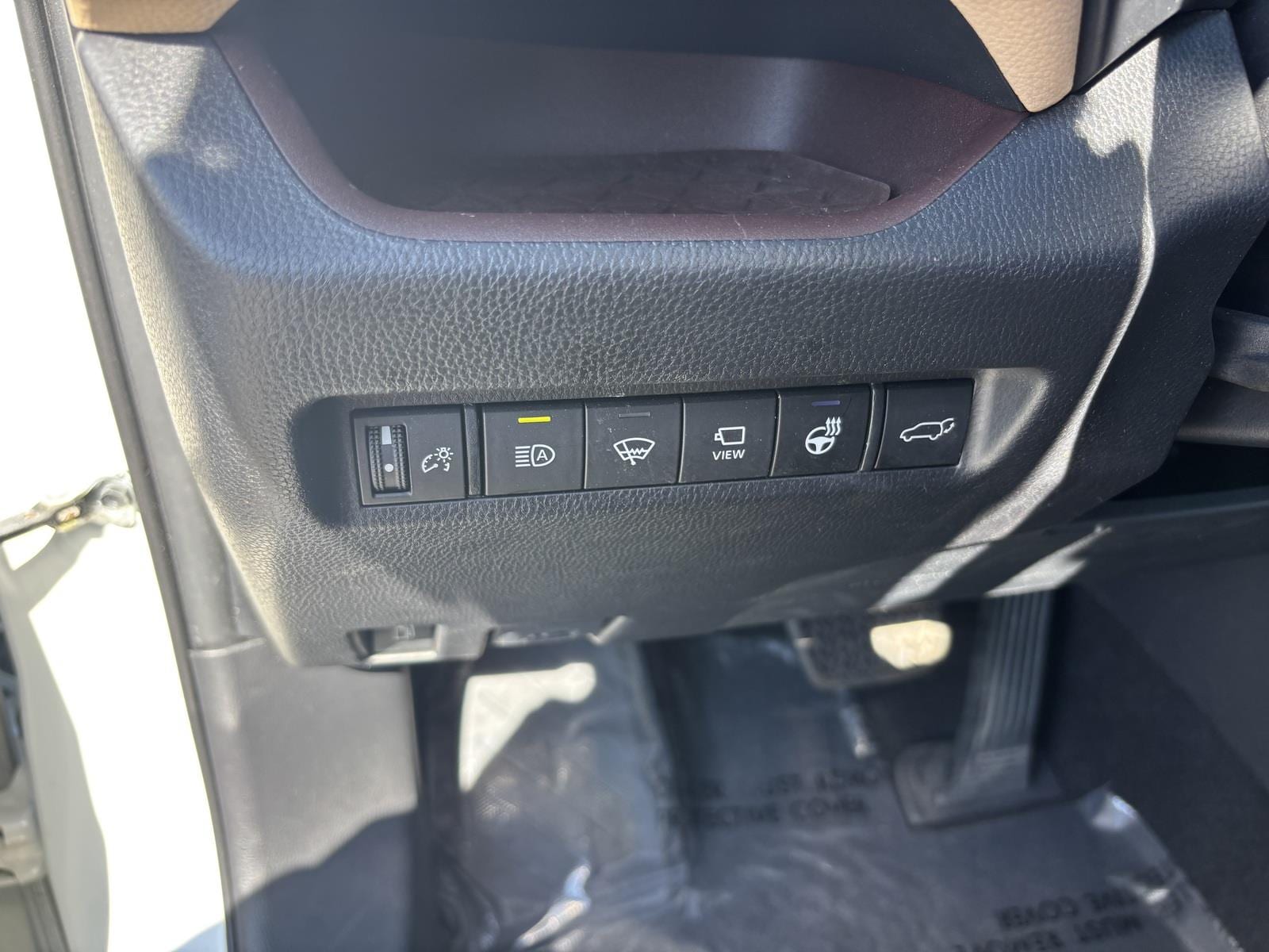 2021 Toyota RAV4 Limited - Photo 18