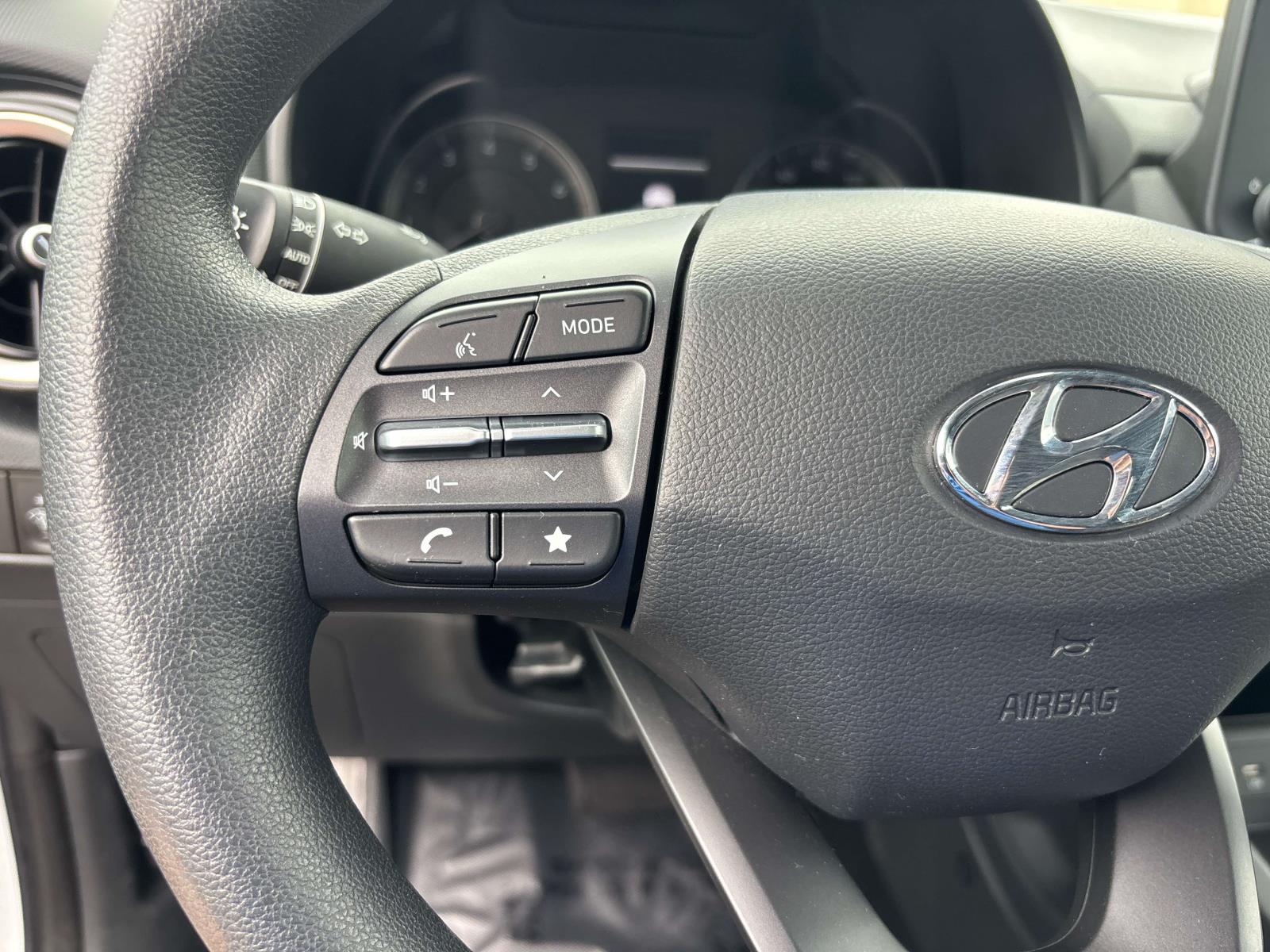 2023 Hyundai Kona SEL - Photo 22