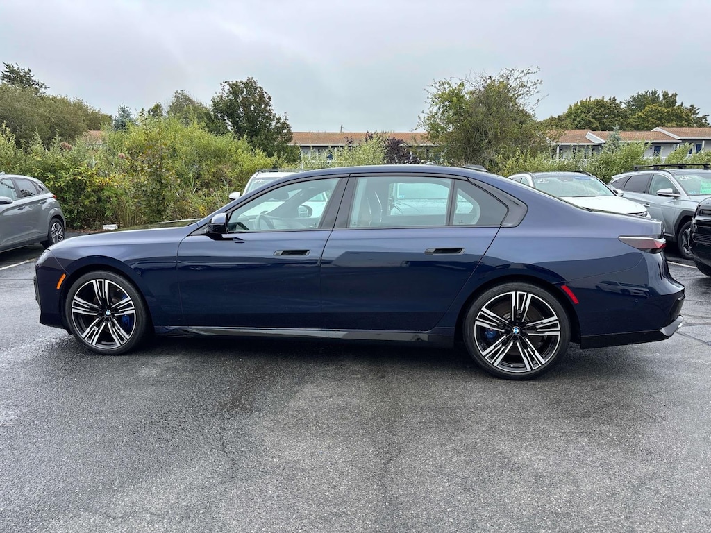 Used 2023 BMW 760i xDrive Sedan