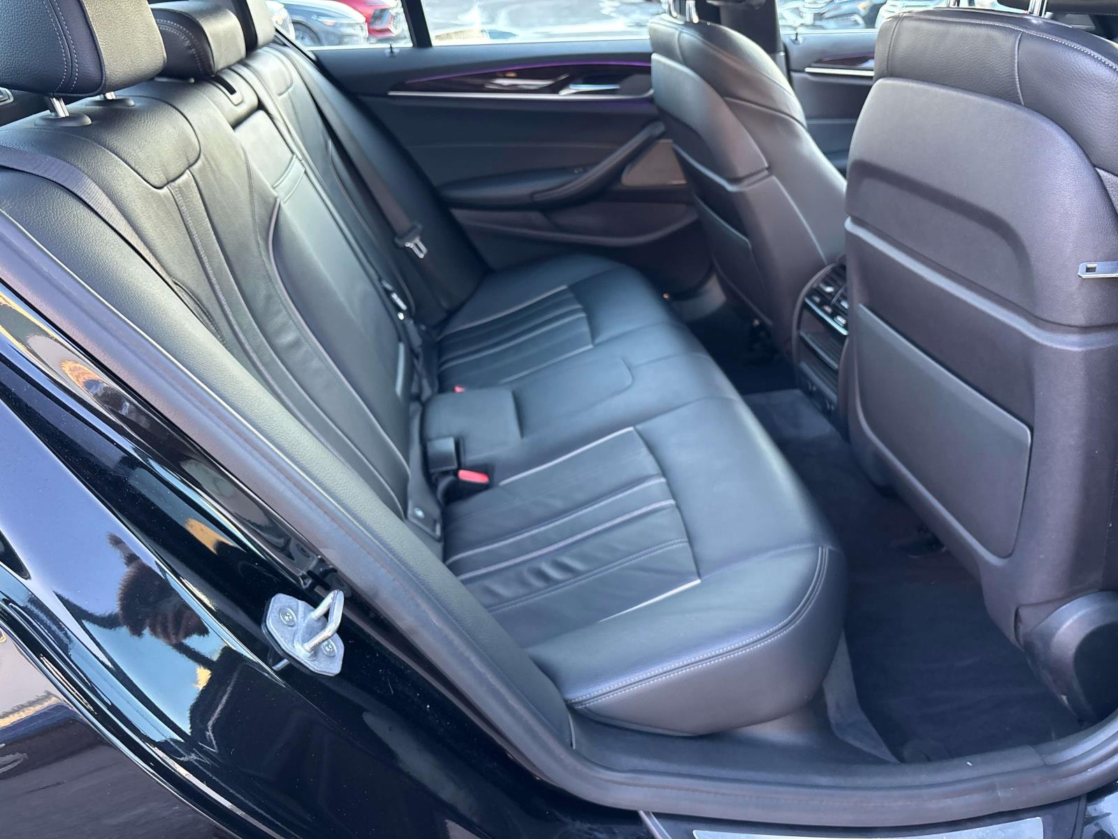 2018 BMW 5 Series 540i - Photo 14