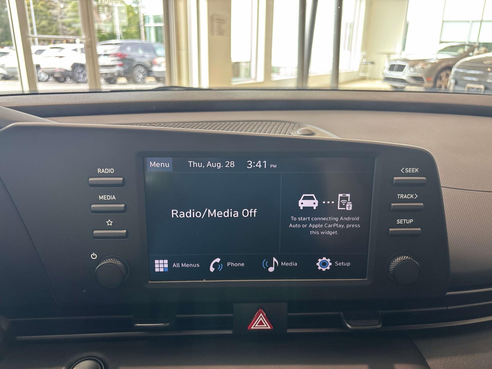 2025 Hyundai Elantra SEL - Photo 10