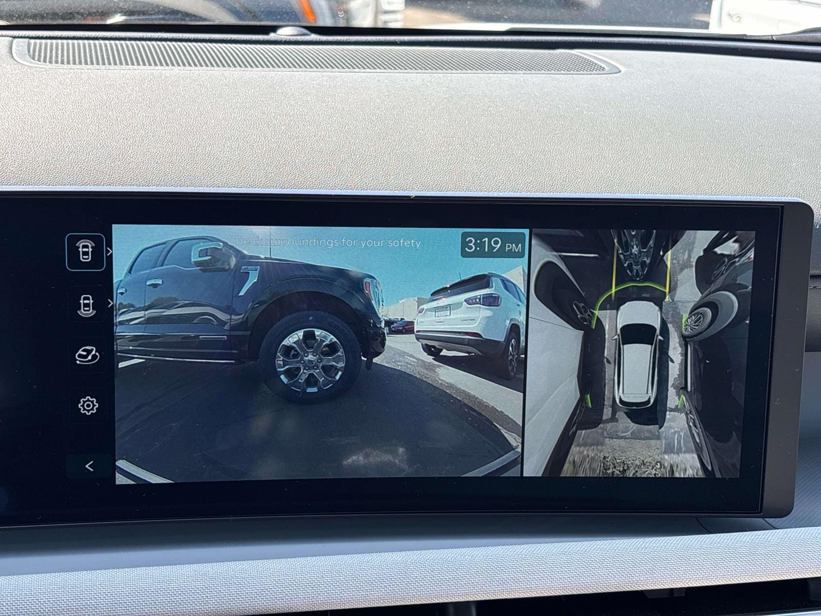 2025 Hyundai Tucson Limited - Photo 21