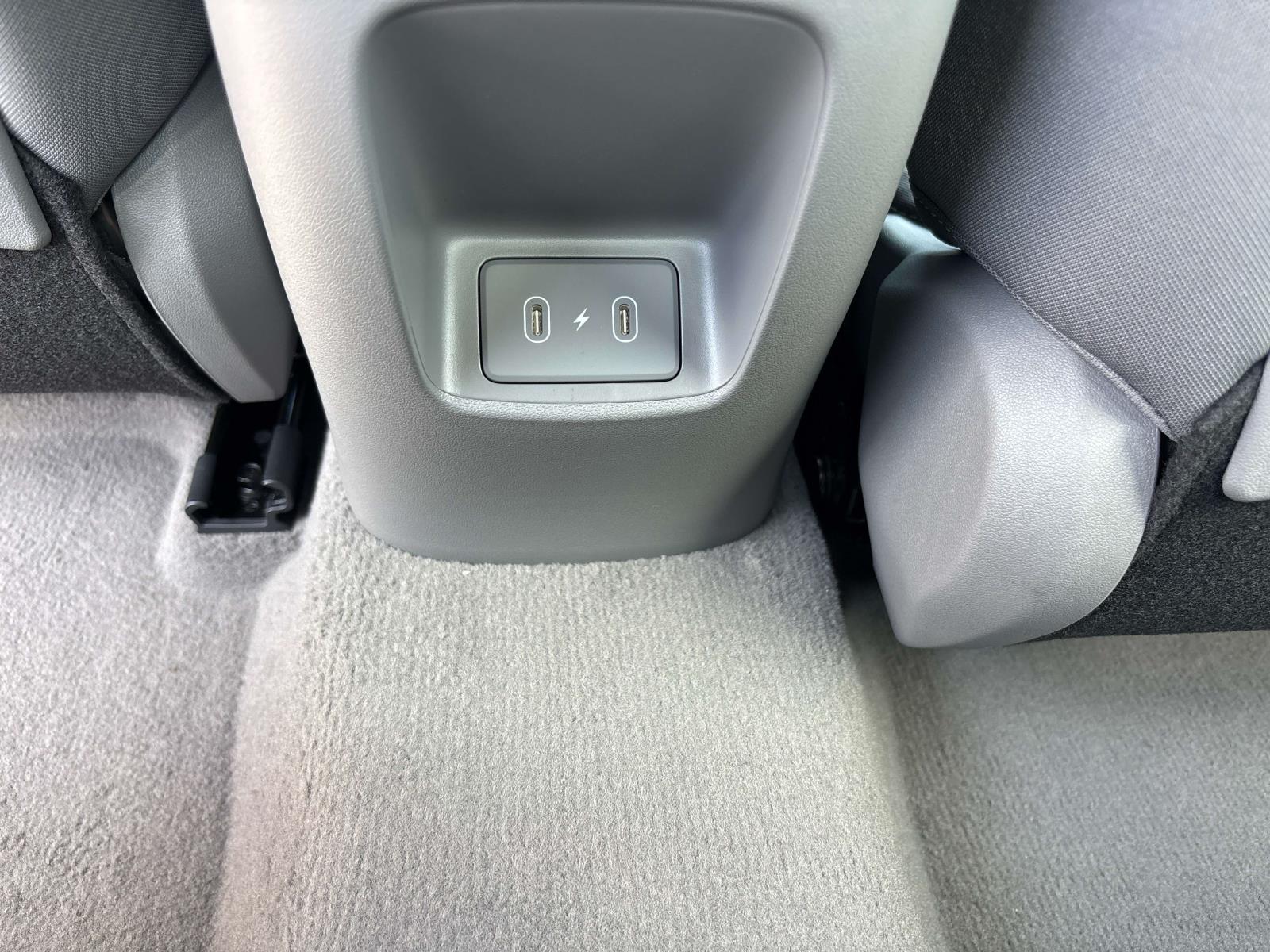 2025 Hyundai Elantra SEL - Photo 8