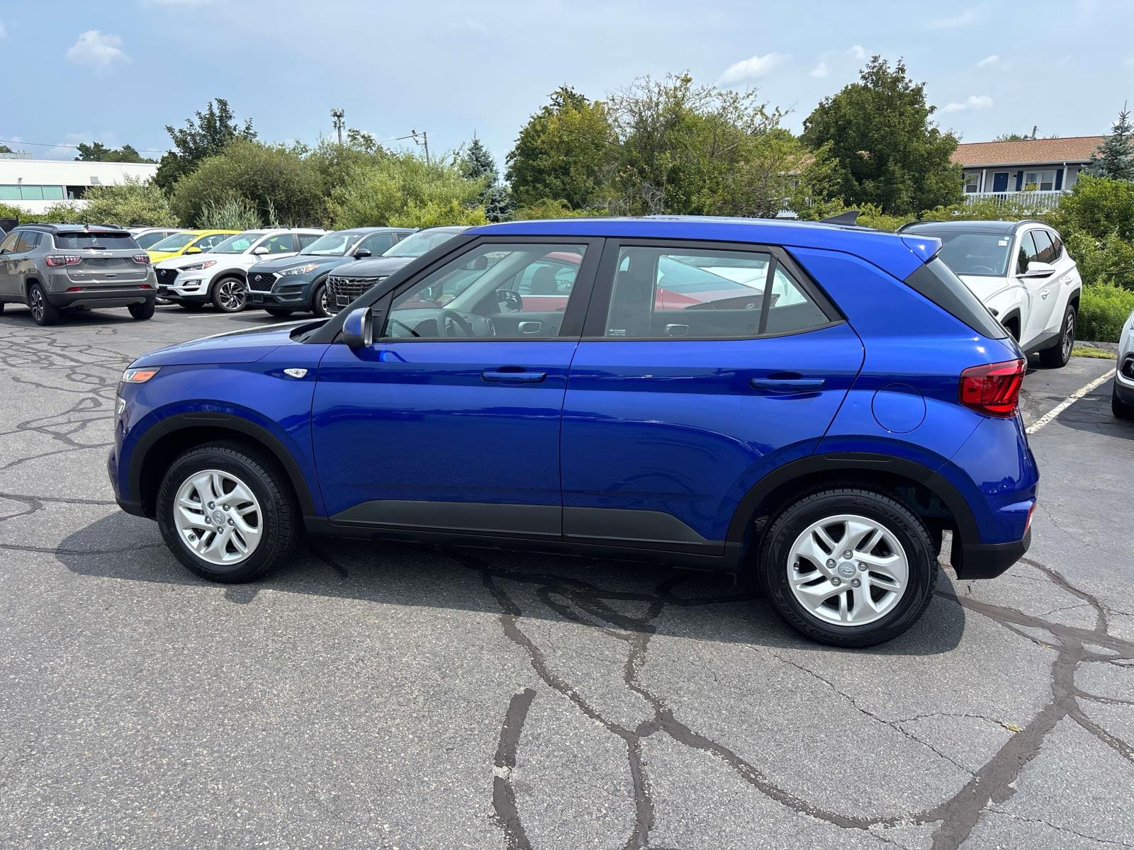 Certified 2022 Hyundai Venue SE with VIN KMHRB8A37NU202449 for sale in Middletown, RI