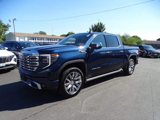 Used 2022 GMC Sierra 1500 Denali Denali with VIN 3GTUUGED6NG685912 for sale in Middletown, RI