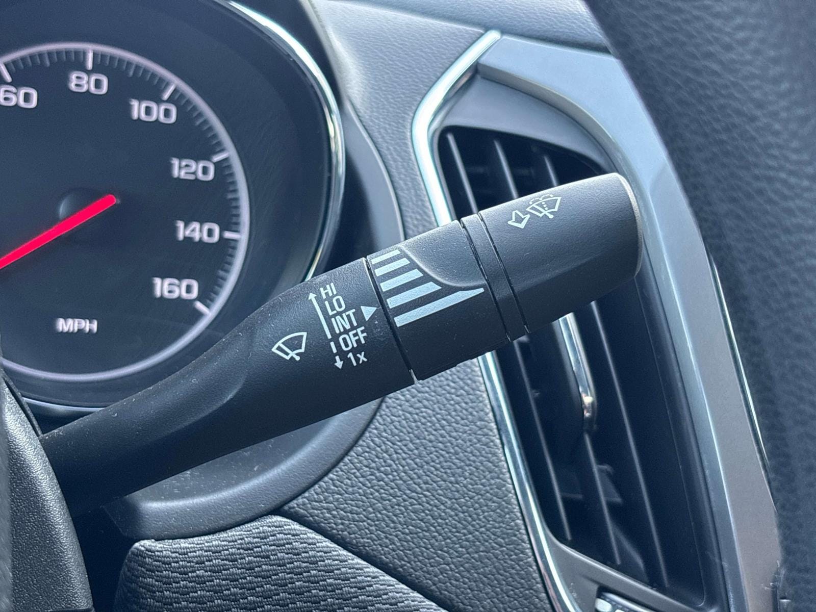 2019 Chevrolet Cruze LT - Photo 26