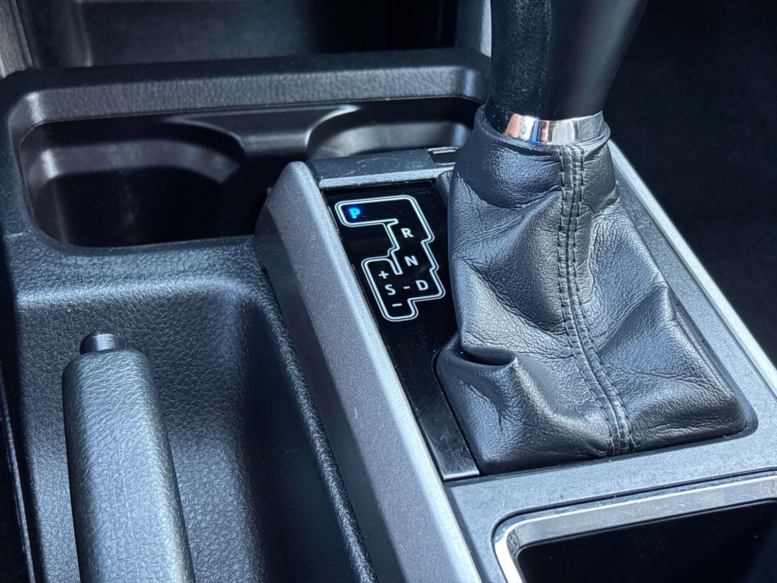 2018 Toyota Tacoma SR5 - Photo 24