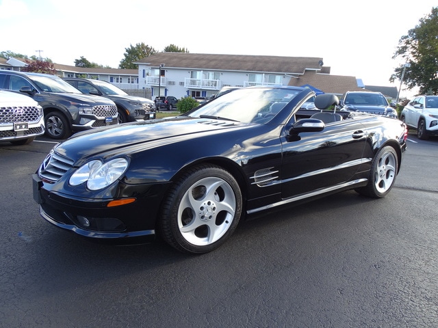 Used 2005 Mercedes-Benz SL-Class SL500 with VIN WDBSK75F75F094809 for sale in Middletown, RI