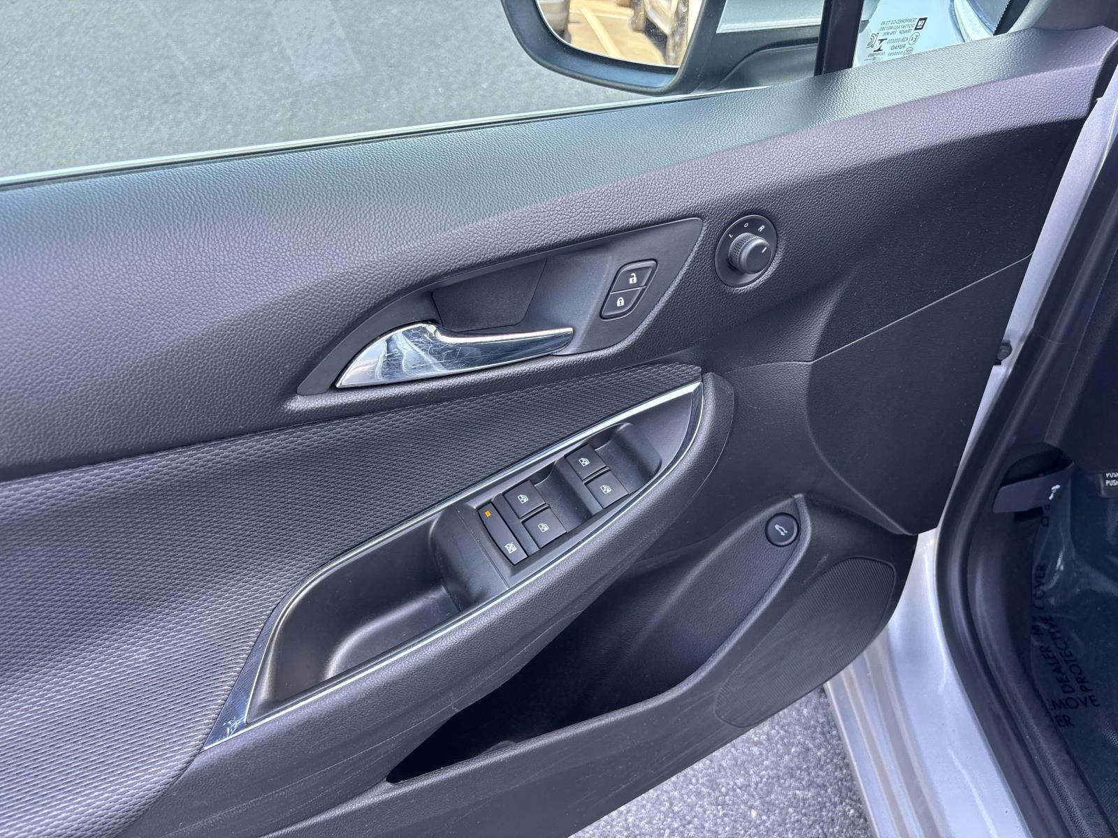 2019 Chevrolet Cruze LT - Photo 16