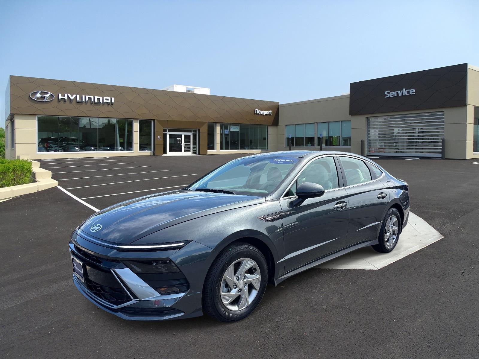 2026 Hyundai Sonata SE's photo