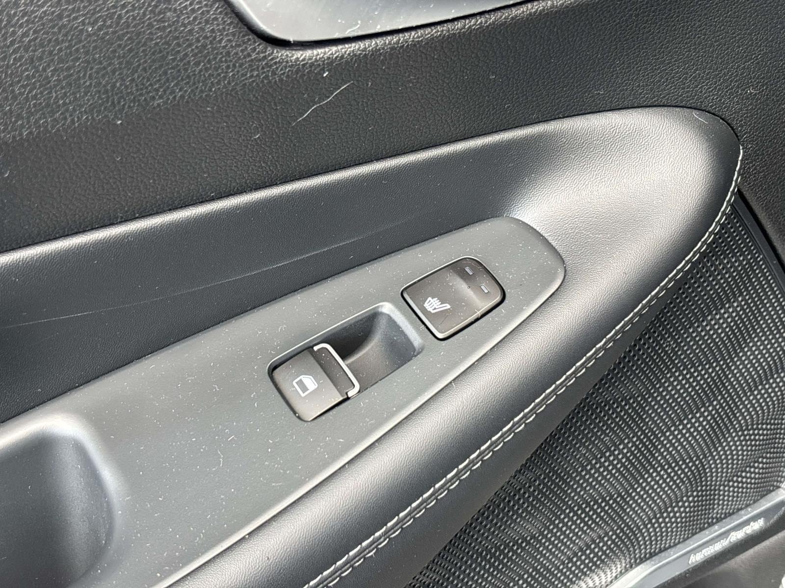 2022 Hyundai Santa Fe Limited - Photo 11