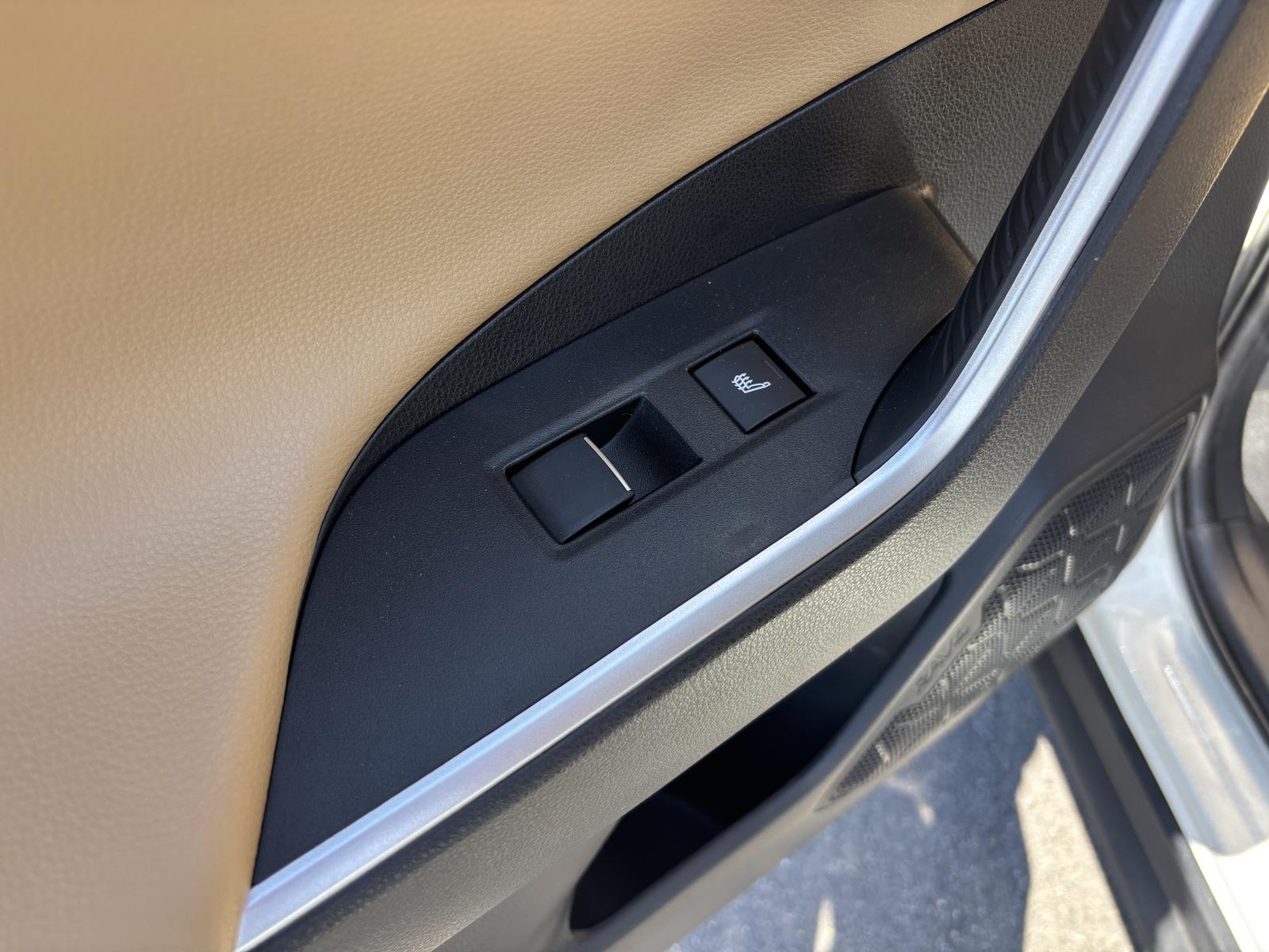 2021 Toyota RAV4 Limited - Photo 12