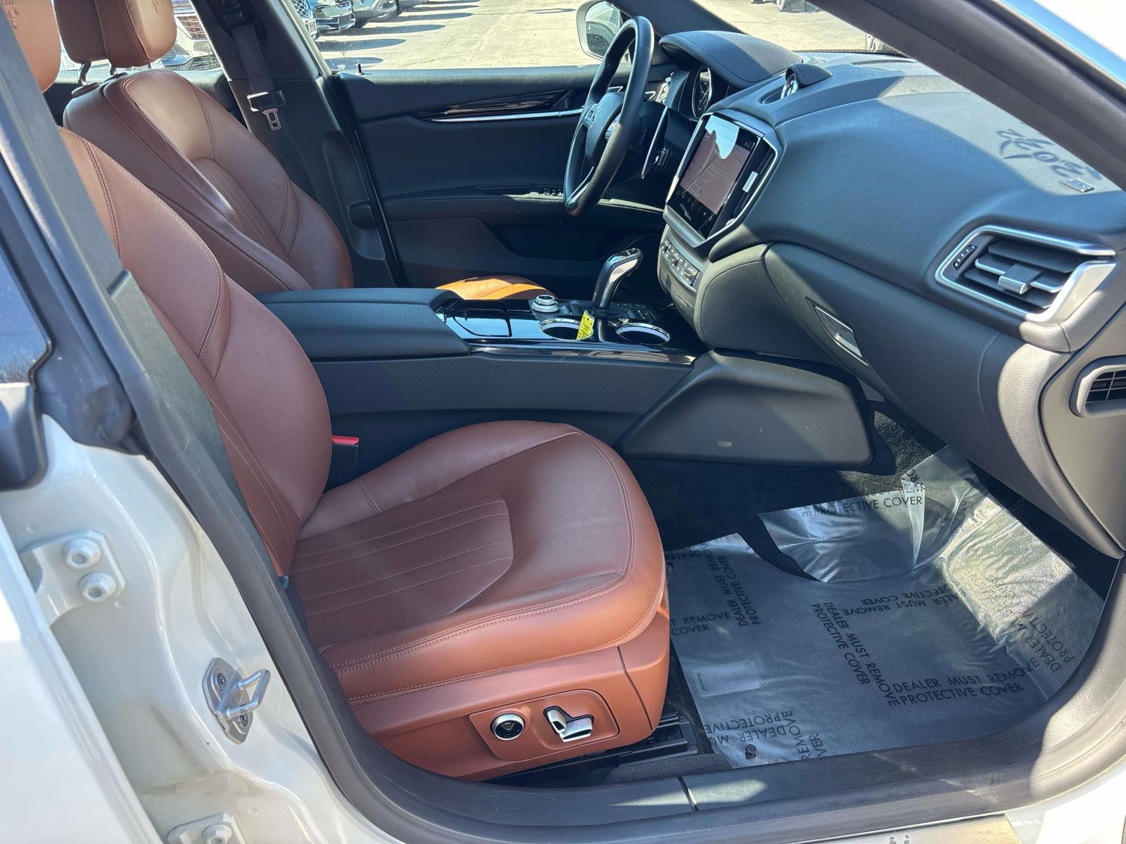 2022 Maserati Ghibli Modena - Photo 14